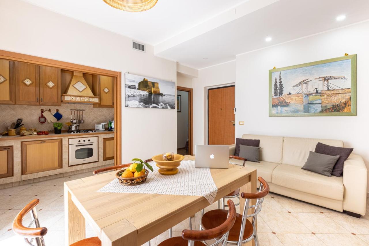 Sorrentovibes - Spacious 3 Bedrooms Apartment In Sorrento Oldtown Eksteriør billede