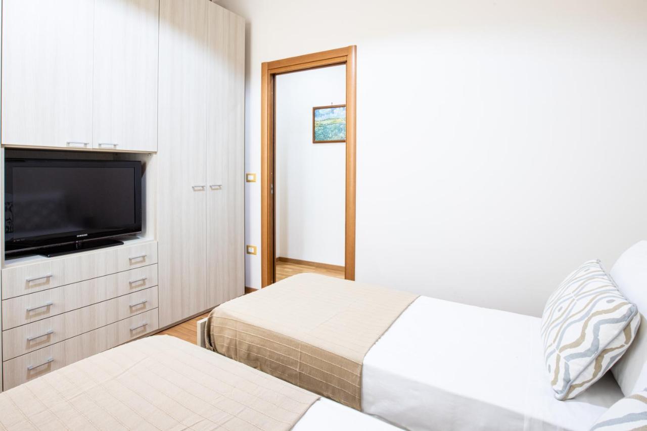 Sorrentovibes - Spacious 3 Bedrooms Apartment In Sorrento Oldtown Eksteriør billede